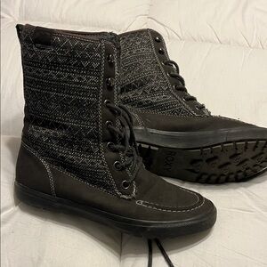 Roxy Women's Gray Lace Up Boots